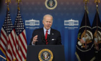 Kinh tế Mỹ rối ren: Ông Biden lo lắng về bầu cử giữa nhiệm kỳ