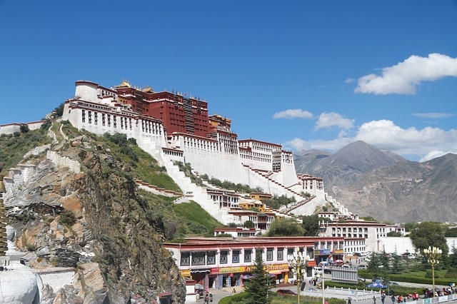 3 bí ẩn chưa được giải đáp của Cung điện Potala ở Tây Tạng