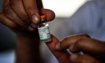 Thủ tướng Chính phủ yêu cầu điều tra vụ 4 người tử vong sau tiêm vaccine