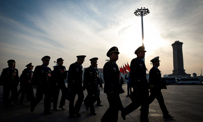 Tham nhũng đang gặm nhấm sức chiến đấu của quân đội Trung Quốc