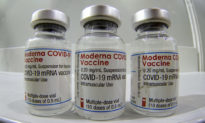 Bộ Y tế: Có thể tiêm mũi 2 vaccine Moderna cho người đã tiêm mũi 1 Pfizer hoặc AstraZeneca