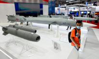 Doanh số bán vũ khí của Trung Quốc tăng mạnh 2020, đứng thứ hai thế giới sau Mỹ