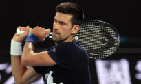 Úc lại hủy thị thực của Novak Djokovic sau khi Bộ trưởng nhập cuộc