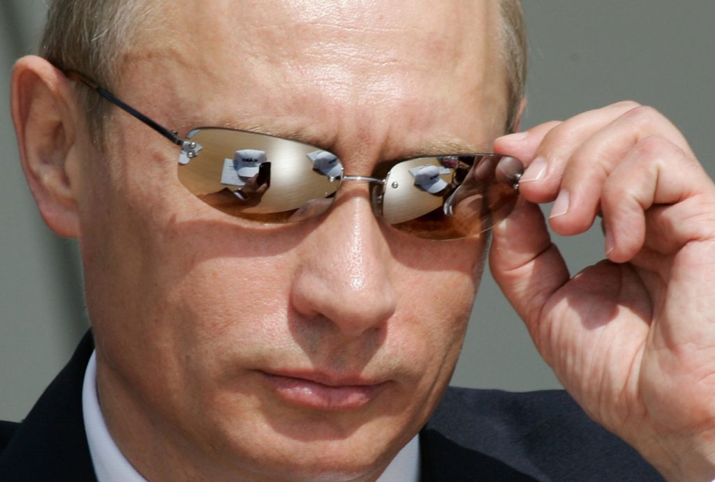 Tại sao Tổng thống Vladimir Putin vẫn bền chí?