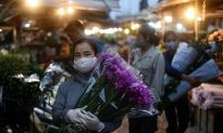 Bộ Y tế ‘hỏa tốc’ yêu cầu không ‘ngăn sông cấm chợ’ dịp Tết Nguyên đán