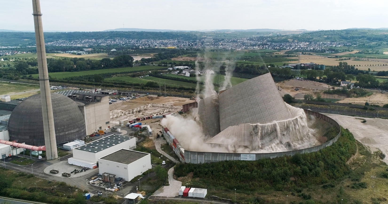 Bất chấp khủng hoảng năng lượng, Đức vừa đóng cửa 3 nhà máy điện hạt nhân