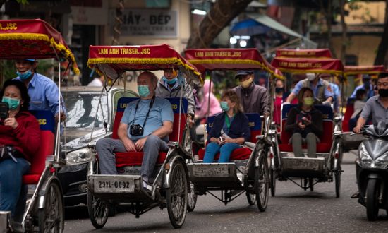 Việt Nam khôi phục chính sách miễn thị thực cho công dân 13 nước