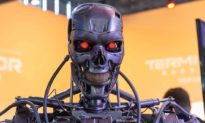 Nostradamus dự đoán viễn cảnh đáng sợ 2022: Robot khống chế con người đang trở thành hiện thực