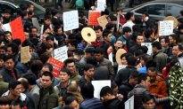 Trung Quốc: Khủng hoảng Thất nghiệp ở Thanh niên — Kỷ lục 10 triệu sinh viên mới tốt nghiệp tham gia thị trường Việc làm