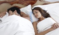 Melatonin hỗ trợ điều chỉnh rối loạn giấc ngủ và những điều cần biết