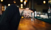 Sau khi uống rượu, có 7 điều mà đàn ông cần tránh