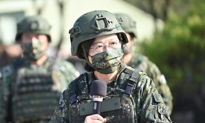 Tổng thống Đài Loan kêu gọi chiến lược 'Phòng thủ toàn diện', lấy Ukraine  làm bài