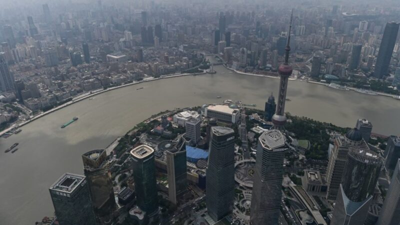 Thượng Hải chia đôi thành phố phong tỏa trong 9 ngày