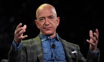 CEO Amazon Jeff Bezos đang tìm cách bất tử - chúng ta đã biết được gì về khoa học lão hóa?