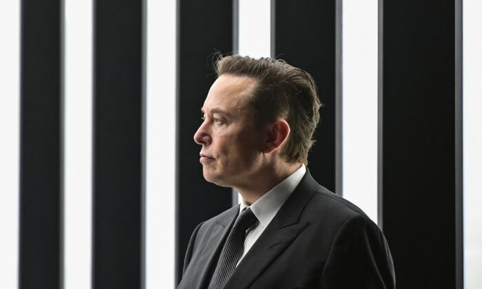 Nhà đầu tư bí ẩn đứng sau thương vụ Elon Musk mua Twitter