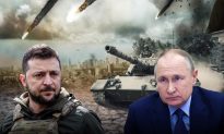 Ukraine 'đơn côi' chiến đấu chống lại Nga: Mỹ và châu Âu phải chăng đã hết cách?