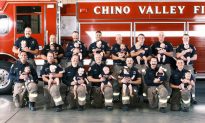 15 lính cứu hỏa ở California chào đón con đầu lòng trong cùng 1 năm