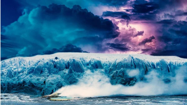 Thềm băng ở Nam Cực sụp đổ có diện tích bằng New York