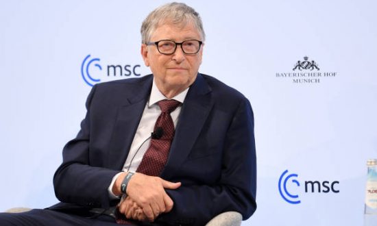 Bill Gates: 'Có khả năng AI mất kiểm soát'