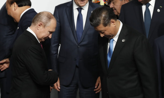 Cuộc gặp Nga-Trung thu hút sự chú ý khi Nga thất thế