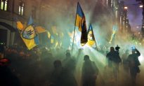 Ukraine có “Quốc xã hóa” như Putin cáo buộc không?