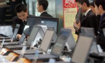 Trung Quốc yêu cầu cơ quan nhà nước chuyển sang dùng máy tính nội địa