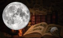 Sách cổ tiết lộ: Mặt trăng là tàu vũ trụ thời tiền sử?