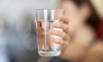 Uống nước có giúp giảm cân không?