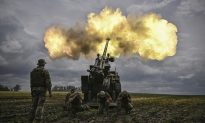 Bom đạn khốc liệt từ Nga sau khi NATO thêm thành viên, hứa tăng cường viện trợ vũ khí cho Ukraine 'anh hùng'
