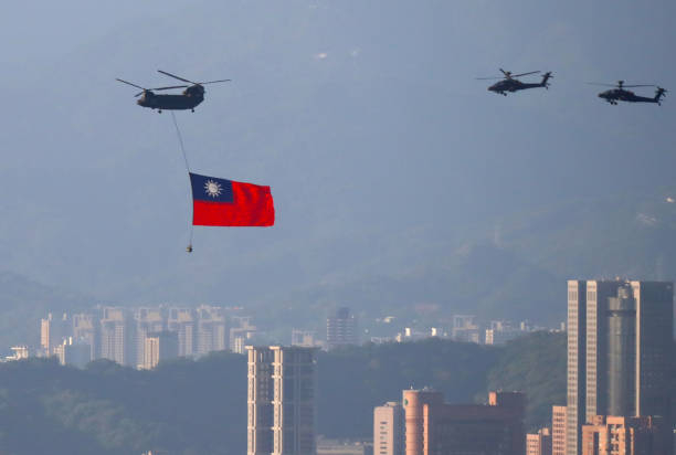 Đài Loan điều phản lực xua 29 máy bay chiến đấu Trung Quốc xâm phạm vào  vùng nhận diện phòng không