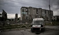 Ukraine kêu gọi viện trợ hệ thống phòng không trong khi Nga chuyển hướng sang Lysychansk