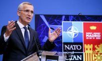 Tổng thư ký NATO nói 'chuẩn bị đón tin xấu' từ Ukraine