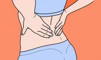 Tại sao phụ nữ thường bị đau lưng? Cần cảnh giác với 4 nguyên nhân