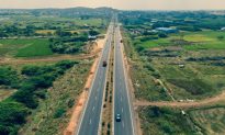 Ấn Độ lập kỷ lục thế giới khi trải 75 km đường cao tốc chỉ trong 5 ngày