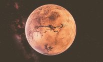 Phát hiện những cột đá kỳ lạ trên sao Hỏa