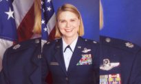 Giảng viên Học viện Không quân Hoa Kỳ bị sa thải vì từ chối tiêm vaccine ngừa COVID-19