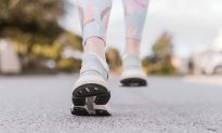 8 kiểu dáng đi bộ báo hiệu vấn đề liên quan đến thể chất