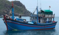 Bình Thuận: Vẫn chưa liên lạc được với 15 thuyền viên tàu cá mất tích