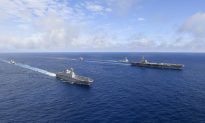 Tàu chiến Mỹ tập trung quanh Đài Loan, thiết lập vùng đệm cho chuyên cơ chở bà Pelosi