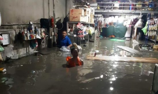 Mưa lớn, nhiều khu vực ở Hải Phòng, Quảng Ninh bị ngập úng