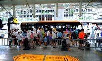 150.000 khách du lịch Trung Quốc bị mắc kẹt ở Hải Nam: thiếu lương thực, biểu tình bị đàn áp