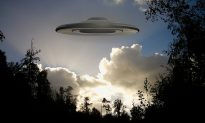 Một số UFO có nguồn gốc không phải con người và các mối đe dọa này đang gia tăng 'theo cấp số nhân'