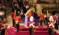 BBC: Phái đoàn Trung Quốc không được vào viếng linh cữu Nữ hoàng Anh