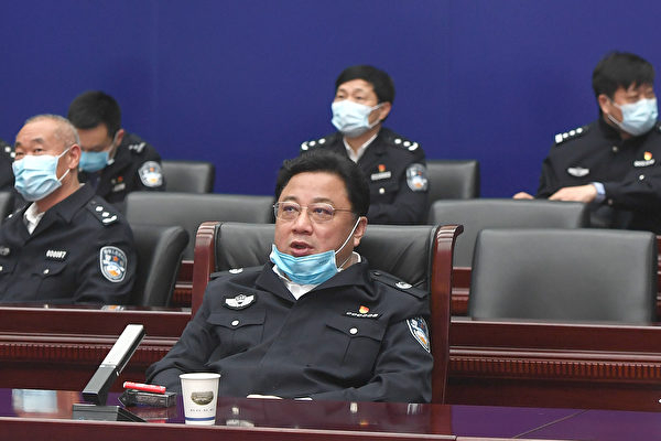Bí ẩn đằng sau bức màn 'băng đảng chính trị' Phó Chính Hoa và Tôn Lực Quân bị ông Tập 'đả hổ'