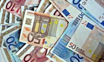 Đồng euro xuống mức thấp kỷ lục trong 20 năm