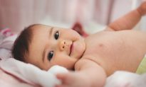 Trẻ sơ sinh có thể nói chuyện từ khi mới sinh