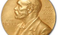 Giải Nobel Vật lý 2022 thuộc về 3 nhà khoa học nước Pháp, Mỹ và Áo