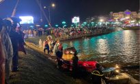 Đà Lạt: Ô tô lao xuống hồ Xuân Hương, 4 người thương vong