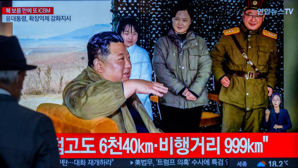 Nhà lãnh đạo Triều Tiên Kim Jong Un tiết lộ con gái trong buổi phóng tên lửa đạn đạo