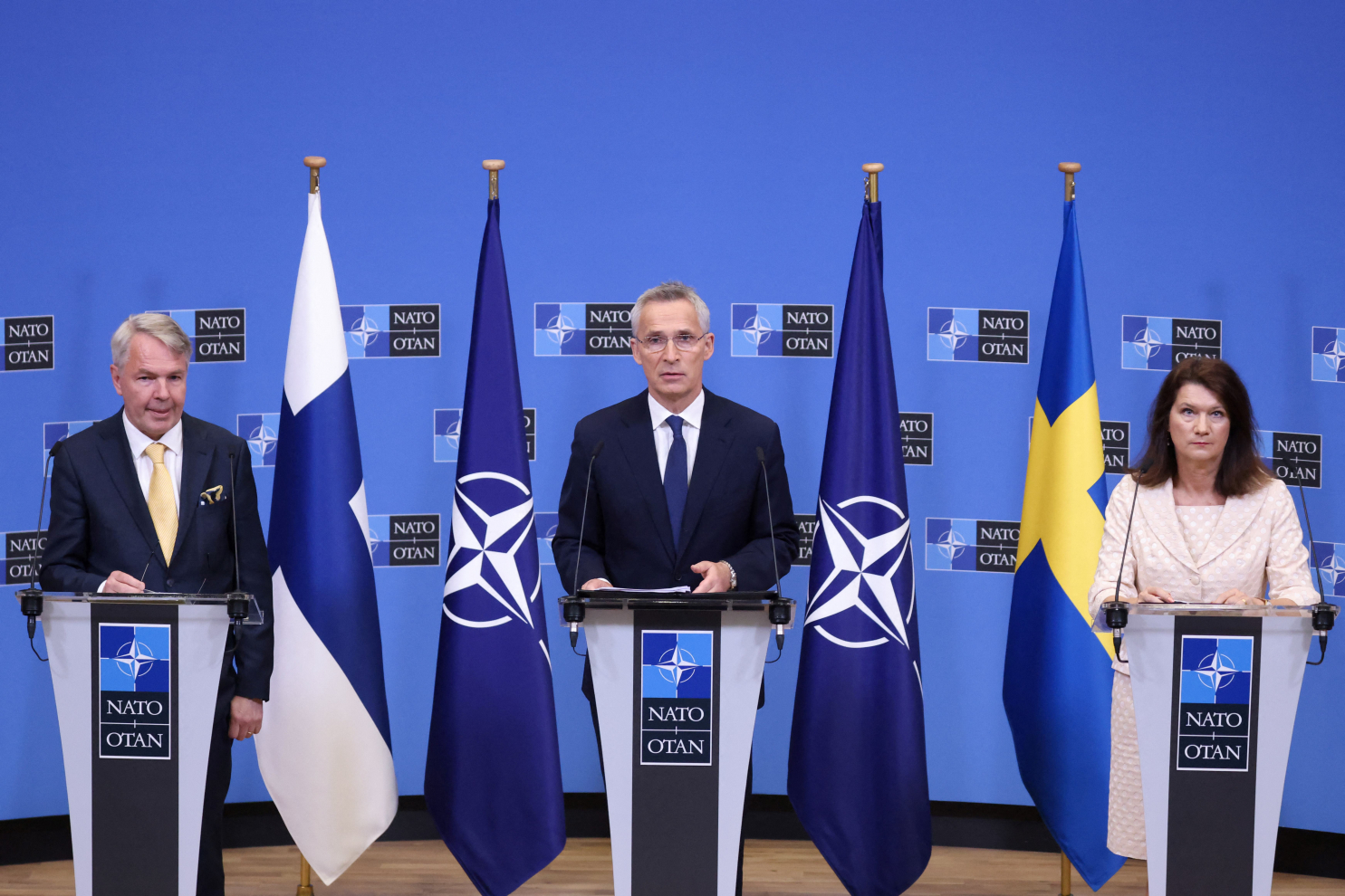 Chào mừng Phần Lan và Thụy Điển đến với NATO
